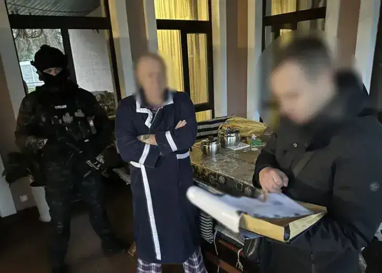 На Дніпропетровщині затримали учасників злочинної організації, яка заволоділа землями в Самарській затоці
