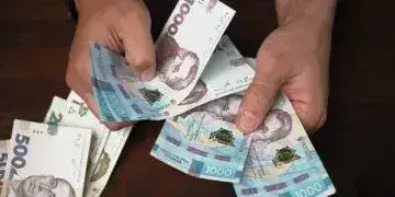 Кому в Україні продовжать нараховувати виплати ВПО з 1 лютого?