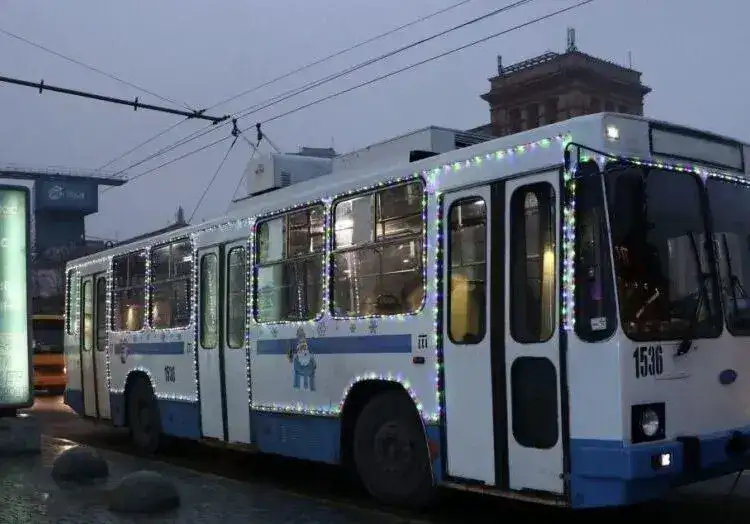 Робота громадського транспорту у Дніпрі на Новий рік