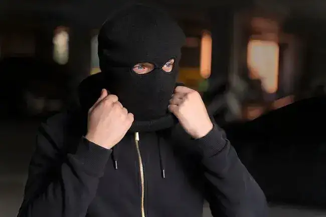 На Дніпропетровщині спіймали грабіжника-благодійника / Ілюстрація freepik.com