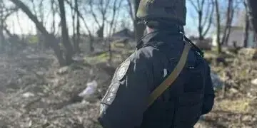 У Нікополі внаслідок обстрілу постраждали двоє юнаків - один у важкому стані