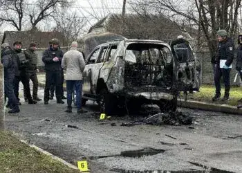 У Нікополі вбили заступника мера - невідомий розстріляв його авто