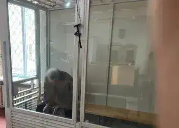 На Дніпропетровщині чоловік намагався зарізати власну дружину
