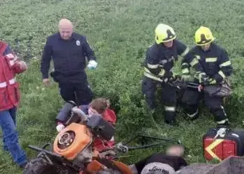 На Дніпропетровщині у чоловіка в голові застрягло кермо мотоблока