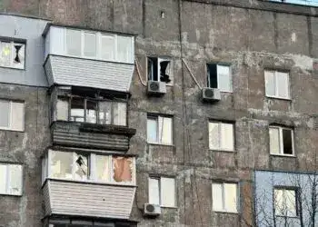 Дніпро атакували двічі за минулу добу - куди звертатися за допомогою?
