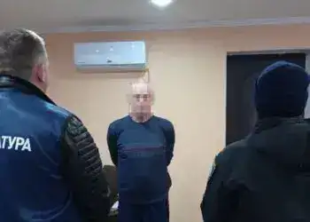 На Дніпропетровщині підприємець ошукав батька загиблого військового