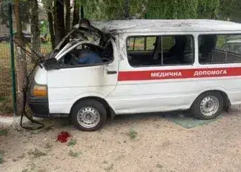 У Нікополі окупанти вдарили дроном по швидкій та вбили водія