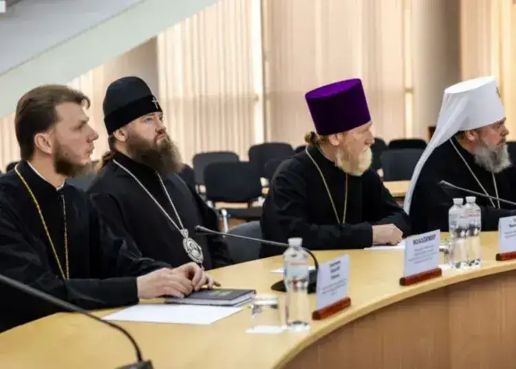 Чи скасують у Дніпрі на Великдень комендантську годину?