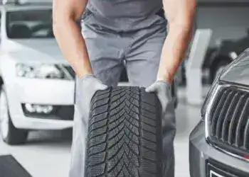 Із чого роблять автомобільні шини?