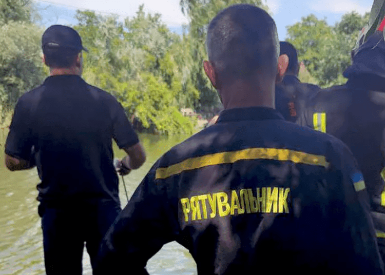Нещасний випадок у Дніпрі: неподалік Гідротехніка потонув чоловік
