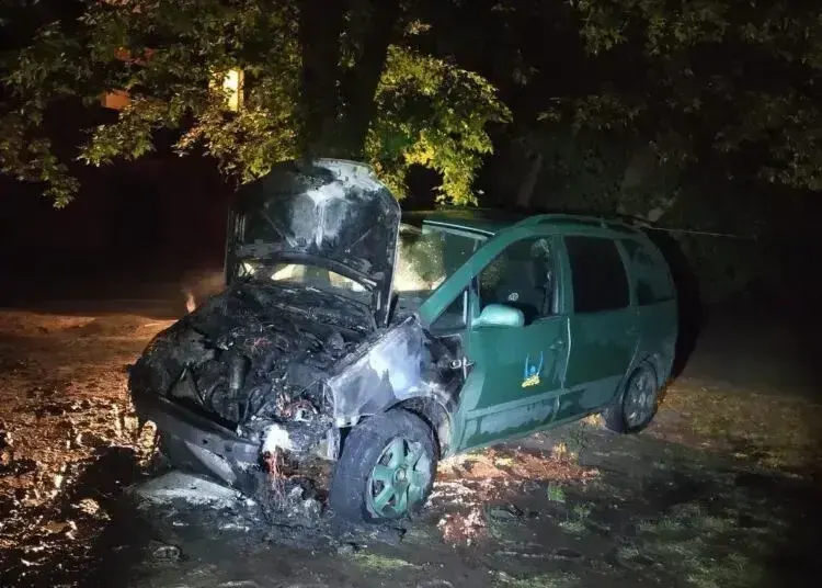 На Дніпропетровщині знову підпалили авто військовослужбовця