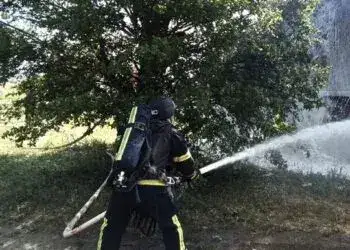На Дніпропетровщині через повторний обстріл, поранено рятувальника