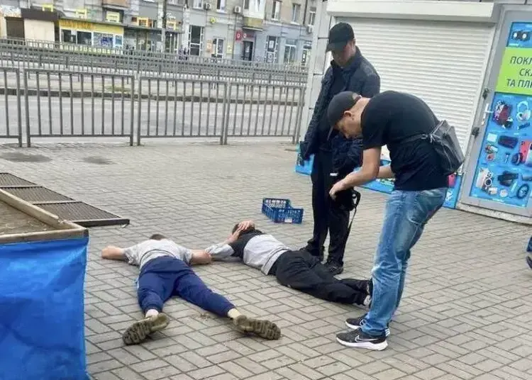 Не обійшлося без росіян: стало відомо, хто підпалив авто військового у Дніпрі
