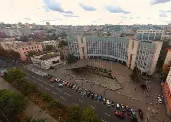 Магазини, СТО, торговельний комплекс - що побудують у Дніпрі?