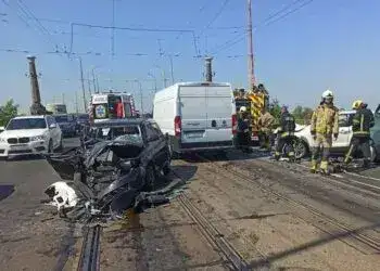 У Дніпрі сталося потрійне ДТП - постраждали шестеро осіб