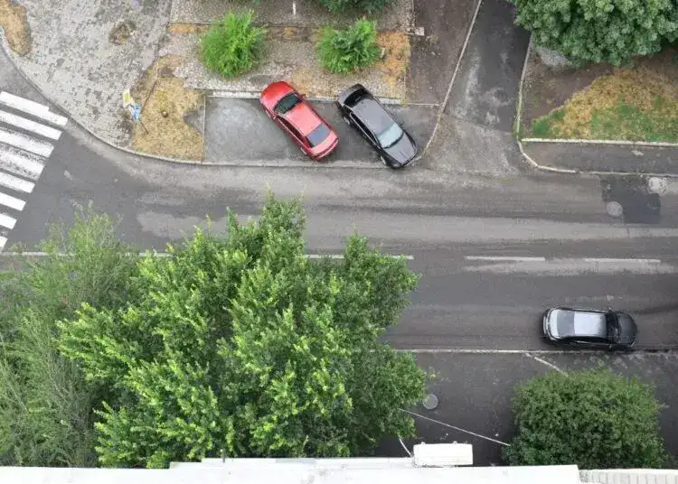 У Дніпрі з балкону 11 поверху скинули жінку