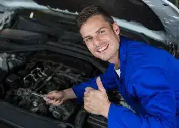 Чому варто купувати запчастини до китайських автівок в оптового постачальника