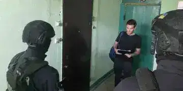 Двоє мешканців Дніпропетровщини намагалися підпалити три квартири в Одесі