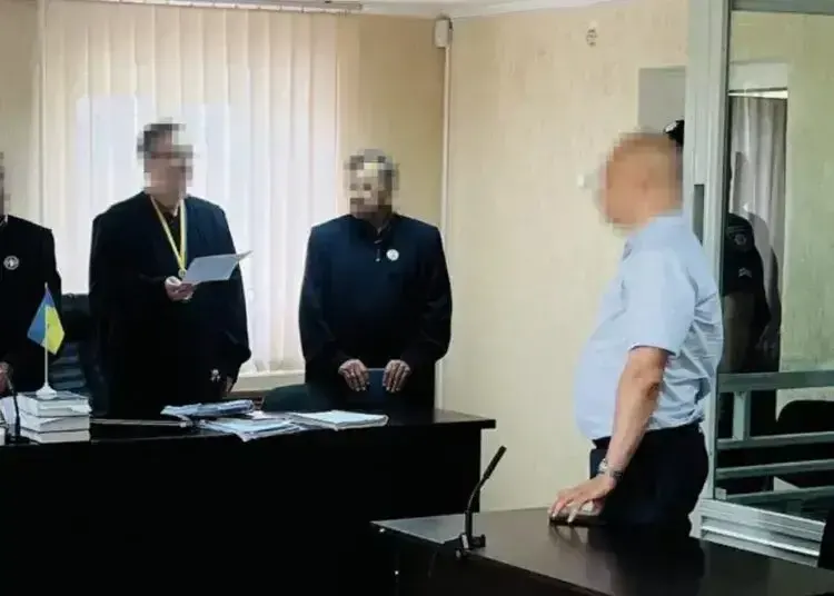 Правоохоронець з Дніпропетровщини співпрацював з ворогом та передавав паролі для вільного пересування по регіону