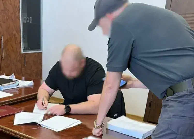 На Дніпропетровщині викрили правоохоронця, який не задекларував понад 14 млн грн