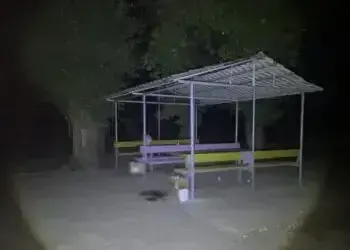 На зупинці у Нікополі чоловік вдарив свого знайомого ножем