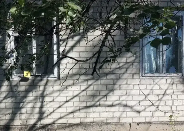 Під час сварки з колишньою співмешканкою мешканець Дніпропетровщини кинув на її подвірʼя гранату