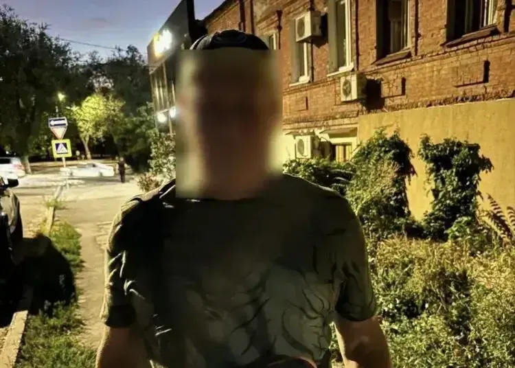 У Дніпрі чоловік відкрив стрілянину по перехожому