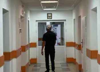 Постраждала через обстріл у Нікополі 14-річна дівчинка - у важкому стані