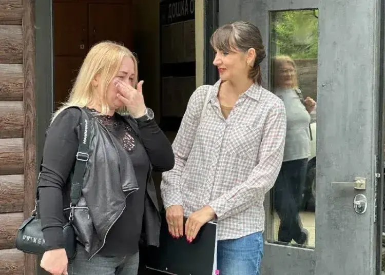 У Дніпрі суд виправдав жінку, яка для вбила співмешканця після двох років знущань та побоїв