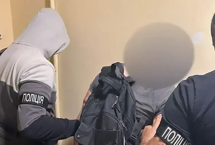 У Дніпрі блогер повідомив про неправомірне затримання палія автівок - поліцейські спростували інформацію