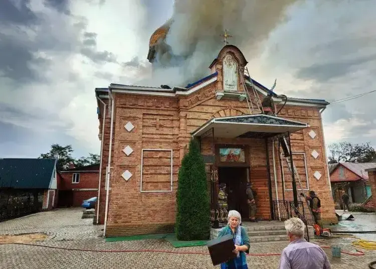 Росіяни обстріляли церкву в Нікополі