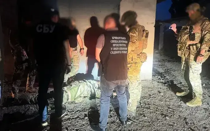 На Дніпропетровщині військовослужбовець торгував боєприпасами