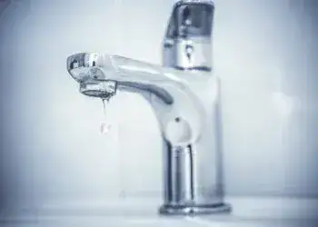 Дніпроводоканал відключить воду на весь день жителям Самарського району
