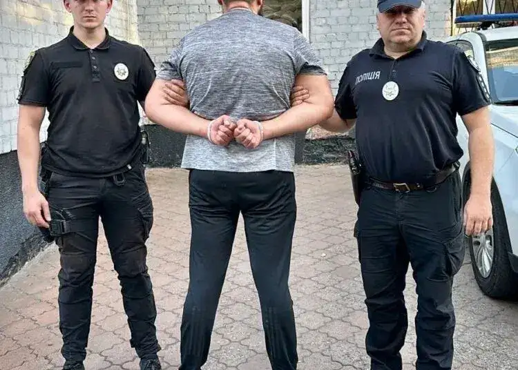 У Дніпрі заарештували чоловіка, якого розшукували 3 місяці за замах на вбивство