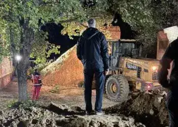 У Кам'янському загинув 10-річний хлопчик - його засипало глиною на будівництві