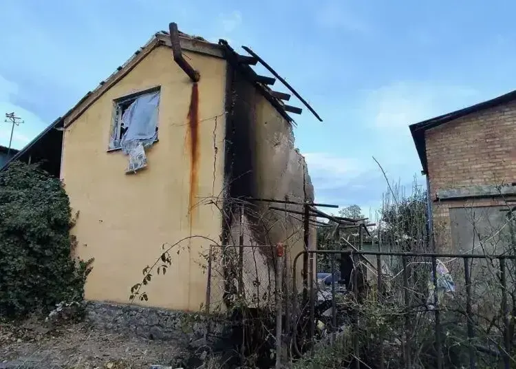 Окупанти травмували мешканця Дніпропетровщини під час збору врожаю