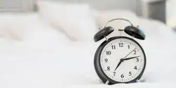 Коли переводять годинники на зимовий час