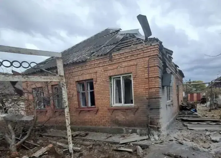 Окупанти завдали ракетного удару по Дніпровському району - постраждали діти