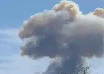 Атака по Кривому Рогу: під час повітряної тривоги росіяни пошкодили пʼятиповерхівку