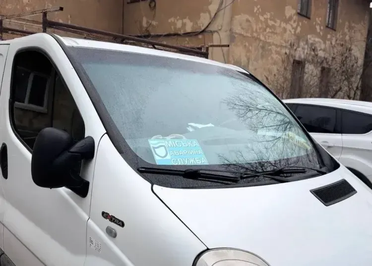 У Дніпрі усувають пориви на мережах опалення після обстрілу 25 грудня