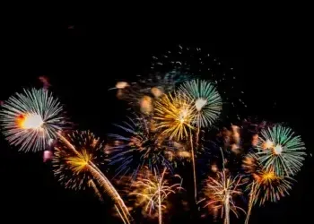 На Дніпропетровщині на Новий рік запускали феєрверки