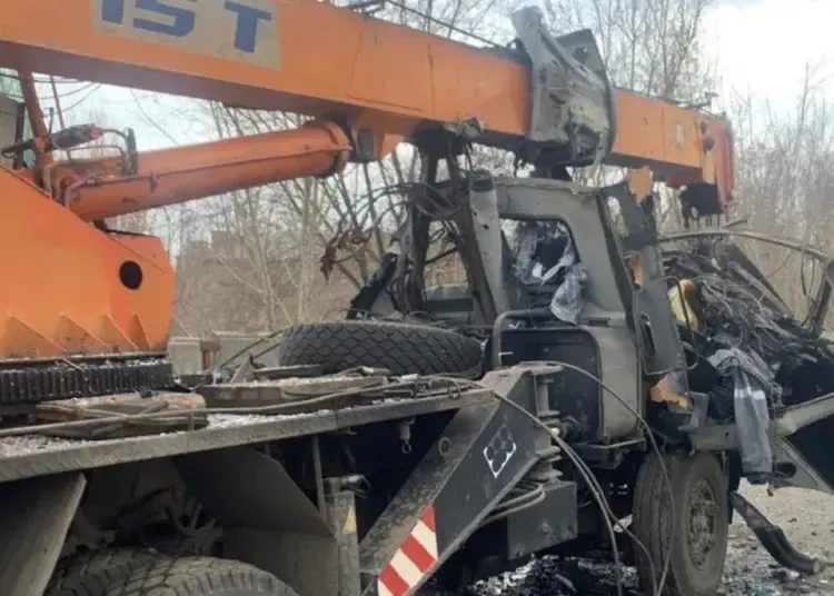 На Дніпропетровщині під обстріл потрапили енергетики - один загинув