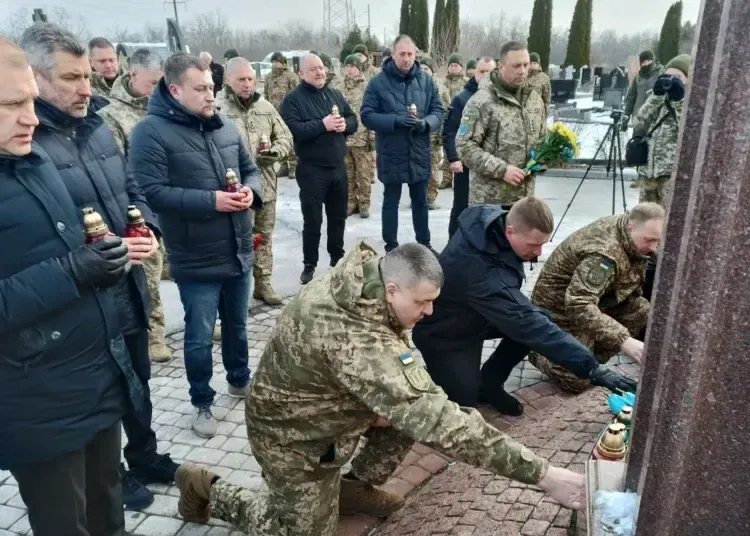 У Дніпрі вшанували пам'ять українських захисників