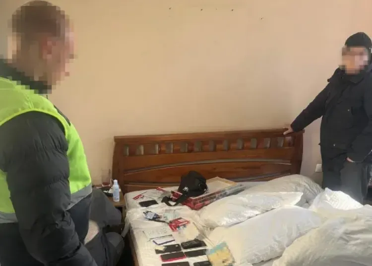 У Кривому Розі діяла нарколабораторія, де виготовляли метамфетамін та торгували по всій країні