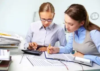 Які послуги надає аудиторська компанія