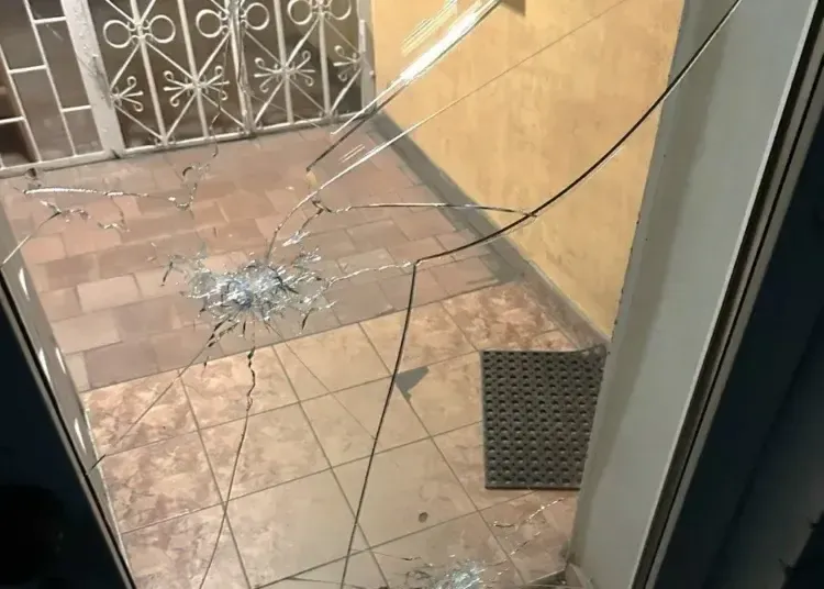 В адмінбудівлі поліції на Дніпропетровщині сталася стрілянина