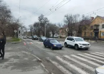 У Дніпрі збили вагітну жінку та двох її дітей