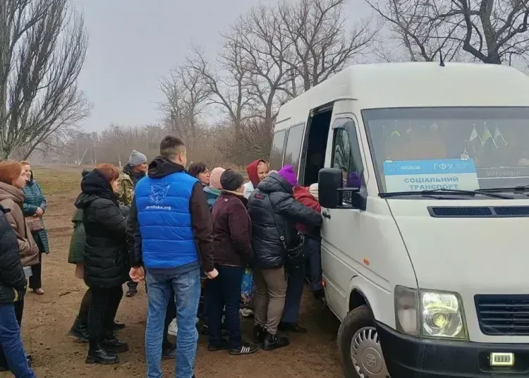 У прифронтових громадах на Дніпропетровщині збільшать соціальні маршрути