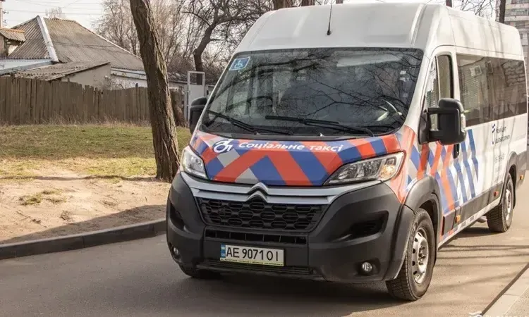 Соціальне таксі у Дніпрі: все, що потрібно знати про послугу