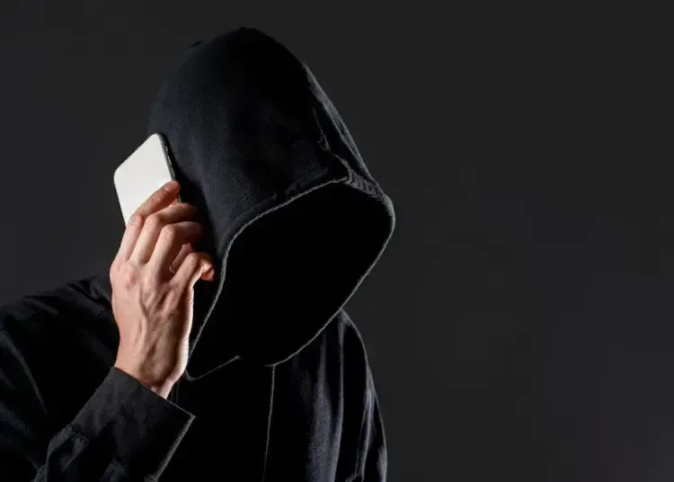 У Дніпрі повідомили про замінування пʼяти ТЦ та лікарні: вибухівку не знайдено